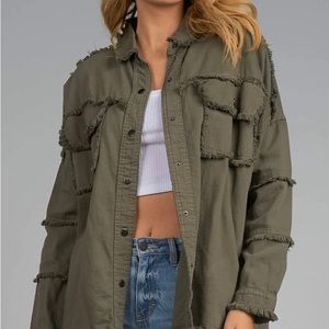 All you need is love Elan shacket